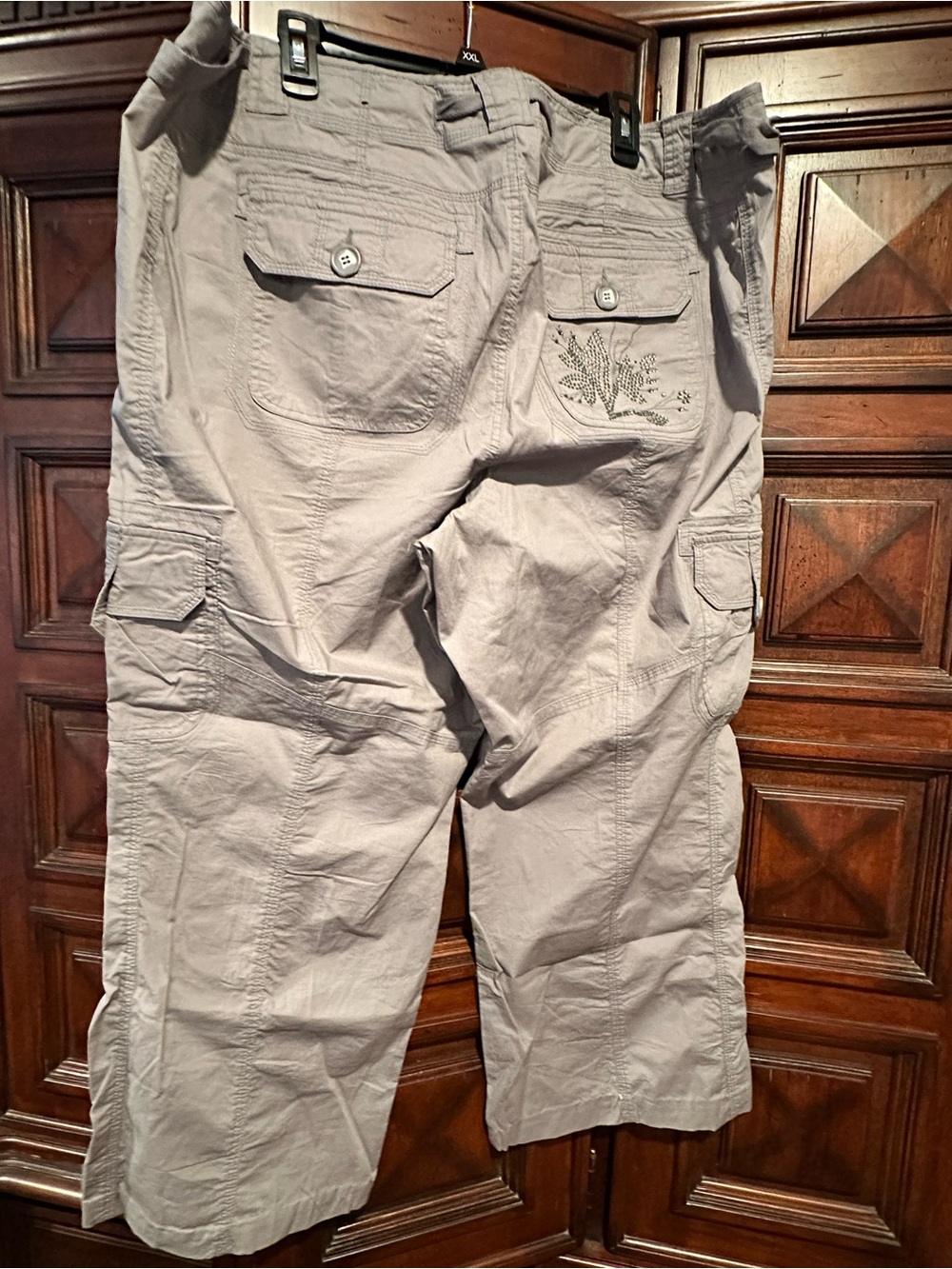 20 Lane Bryant Women’s Rhinestone Cargo Drawstring Pants Gray HEMMED TO 38 1/2" - Picture 5 of 8